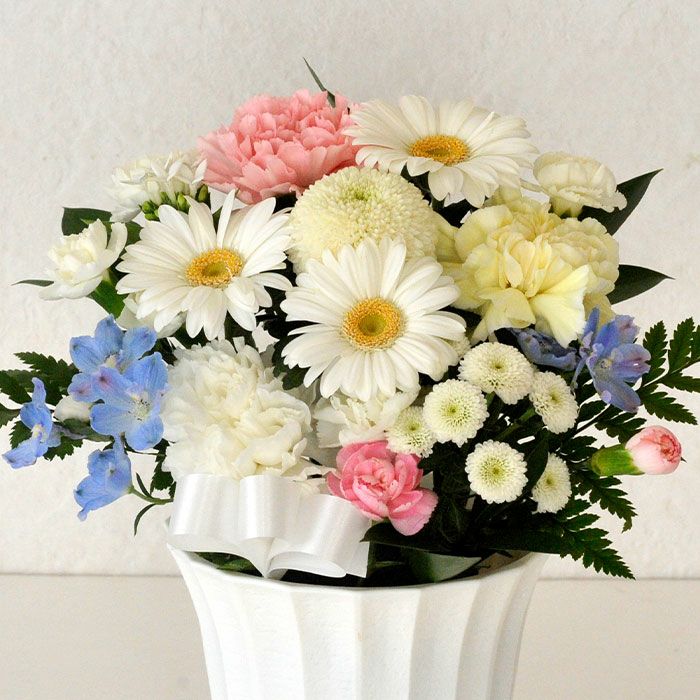 ガーベラのペットお供えアレンジ お悔やみ アレンジメント