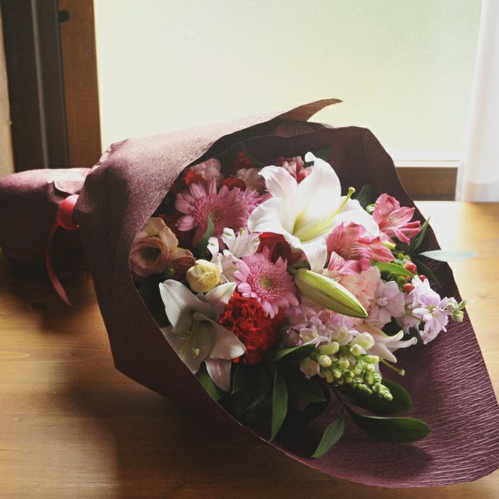 旬のおまかせ祝花 Lサイズ 花束 アレンジメント 生花 FKAA | Flower