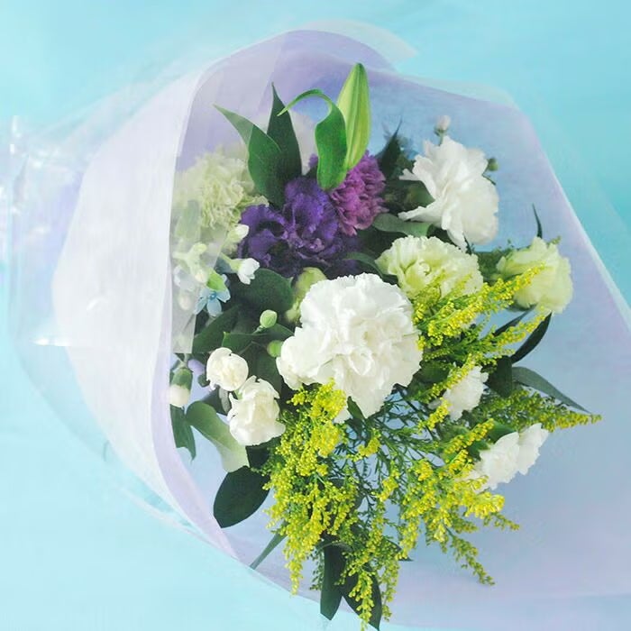 旬のおまかせお供え花Sサイズ　花束