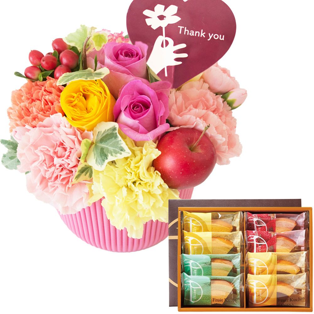 選べる2種類のアレンジメントと「銀座千疋屋」銀座フルーツクーヘン